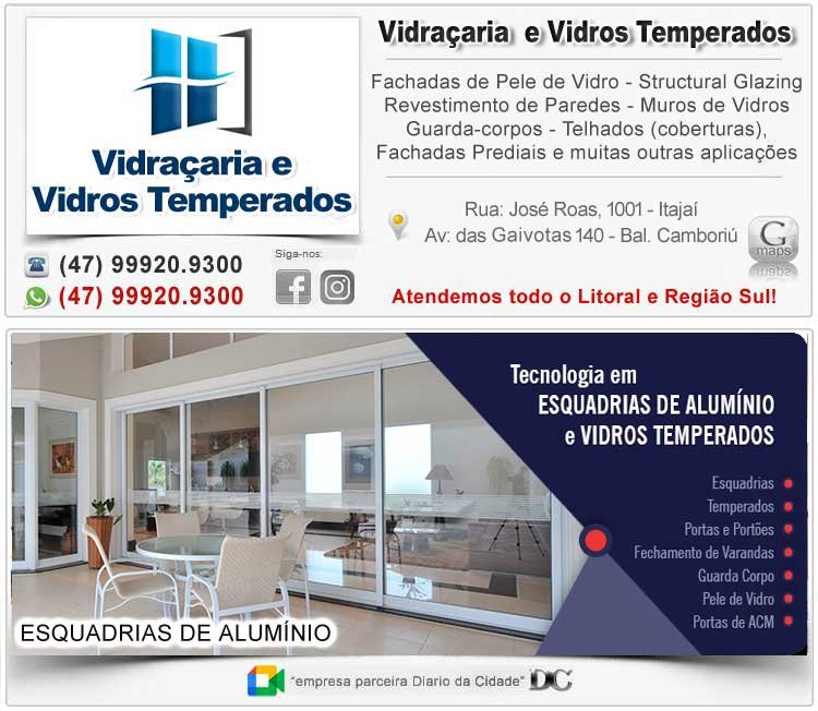 Porta Basculante garagem alumínio Piçarras